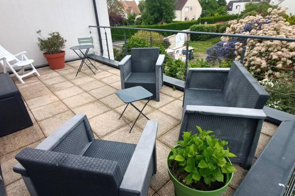 Grande Maison Entiere De 120M2 Epron Esterno foto