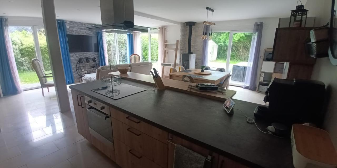 Grande Maison Entiere De 120M2 Epron Esterno foto