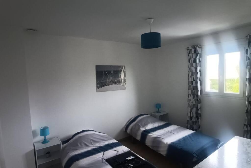Grande Maison Entiere De 120M2 Epron Esterno foto