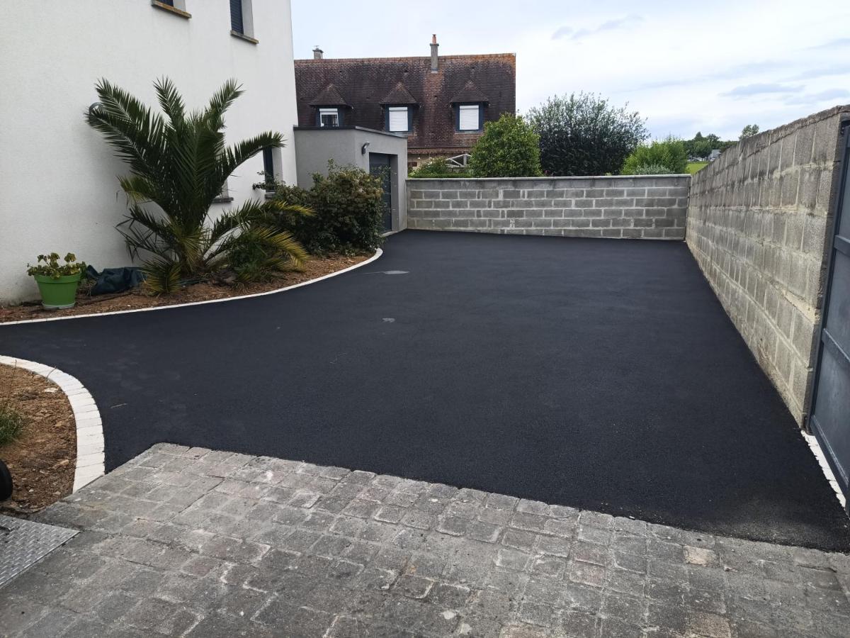 Grande Maison Entiere De 120M2 Epron Esterno foto